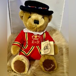 Harrod’s Knightsbridge 10” Beefeater Plush Bear